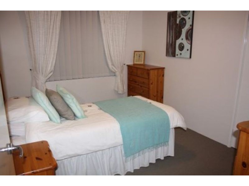 12 Arpenteur Turn, Madora Bay WA 6210