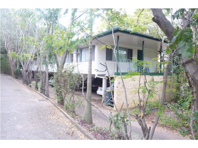 19 Waveley Street, Taringa QLD 4068