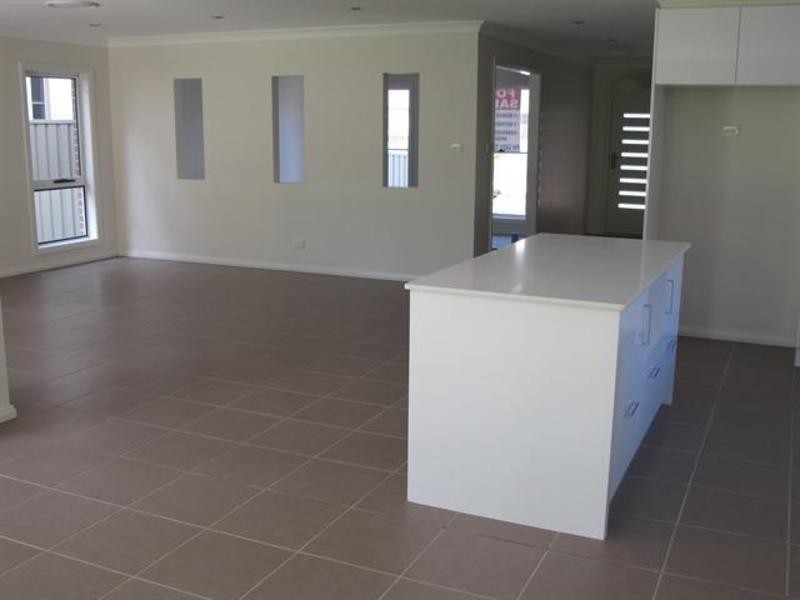 14 Costata Crescent, Adamstown NSW 2289
