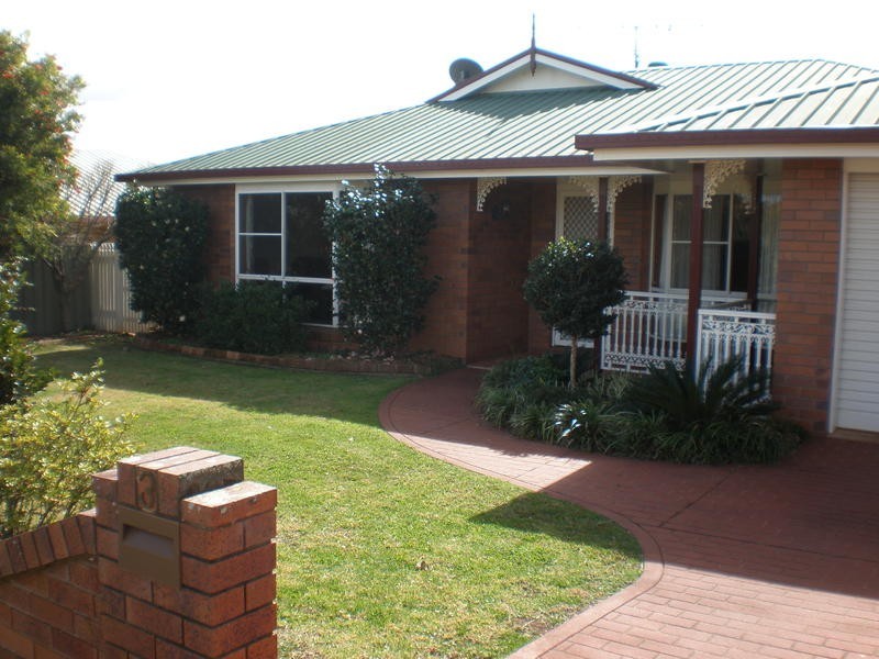 3 Gouldson Drive, Toowoomba QLD 4350