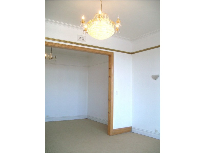 552 Sydney Road, Brunswick VIC 3056