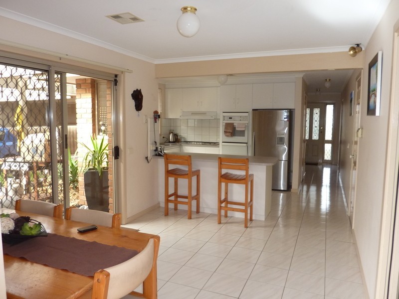 64 Bethany Rd, Hoppers Crossing VIC 3029