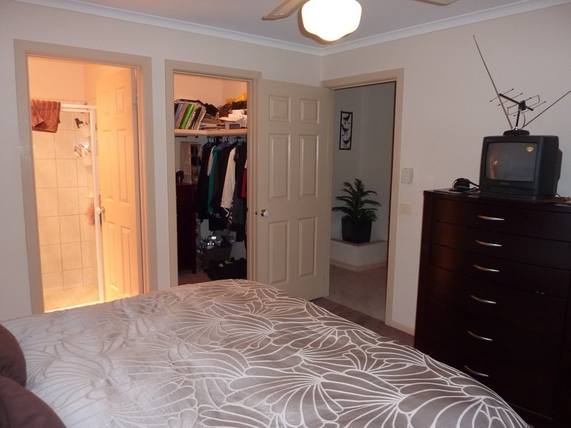 64 Bethany Rd, Hoppers Crossing VIC 3029