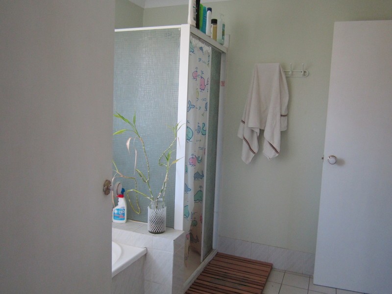 1/12 Riccarton Place, Labrador QLD 4215