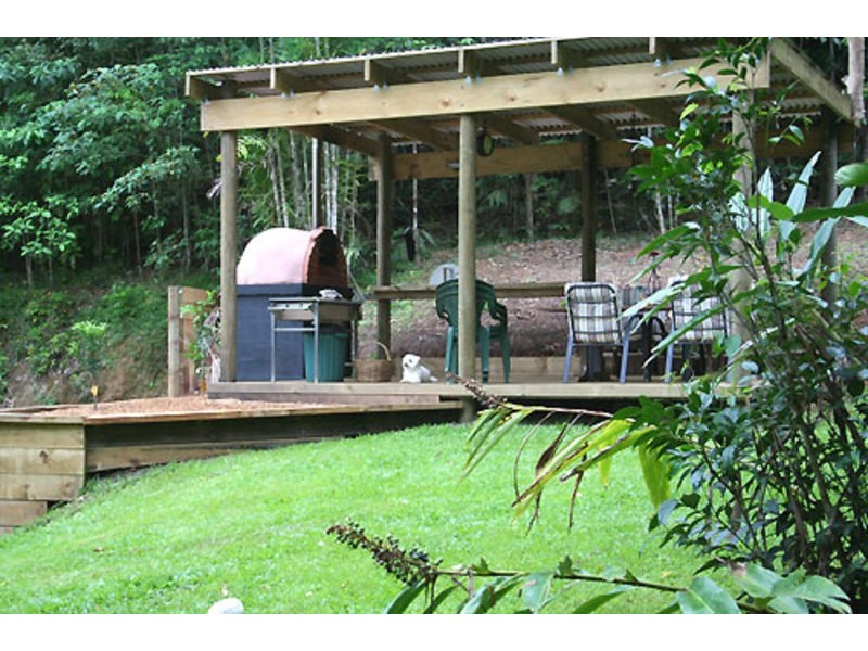 17 Eacham Close, Yungaburra, Atherton Tablelands, Cairns QLD 4870