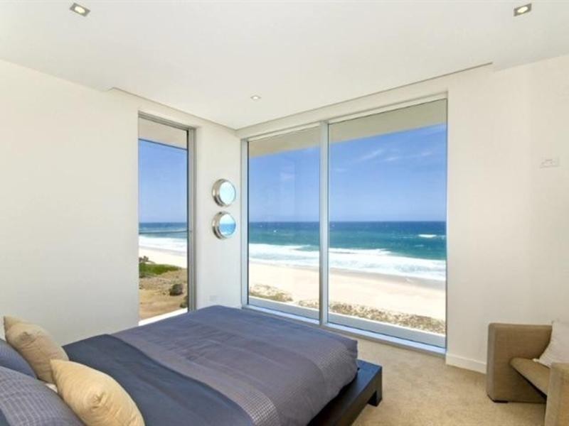 1 Twenty Seventh Ave, Palm Beach QLD 4221