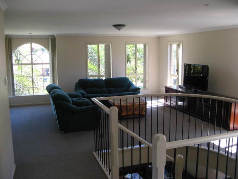 4 Jolliffe Place, Ormiston QLD 4160