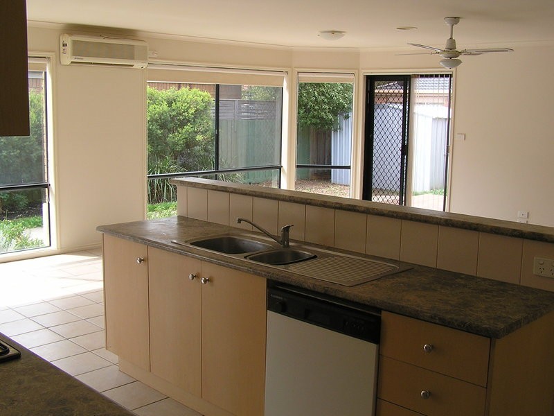 12 Conquest Drive, Werribee VIC 3030