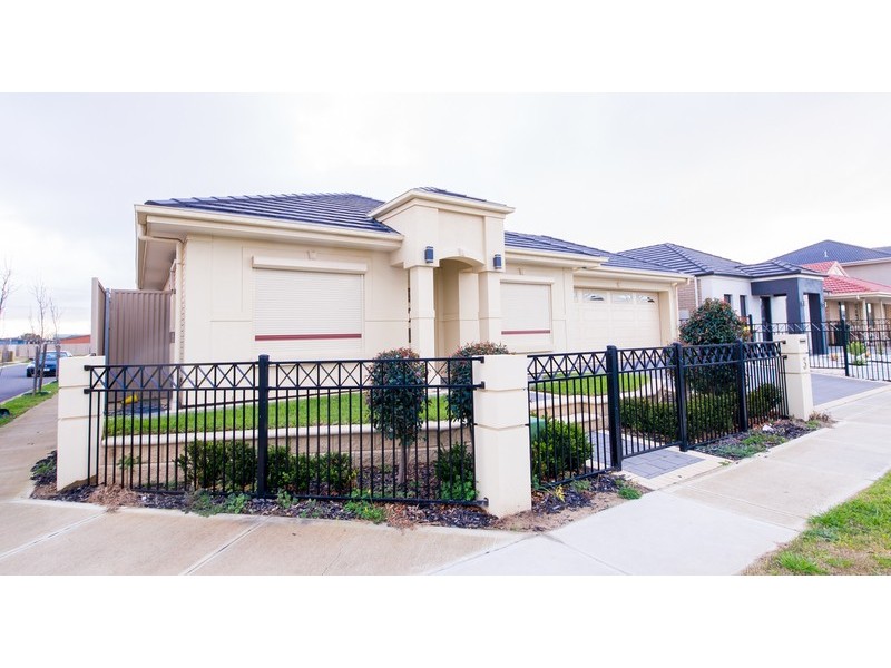 3 Heinrich Street, Mansfield Park SA 5012