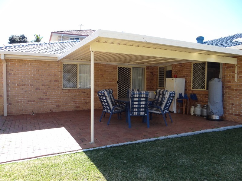 8 Craigerne Close, Brassall QLD 4305