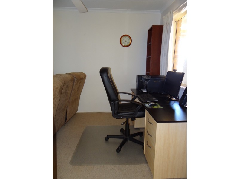 8 Craigerne Close, Brassall QLD 4305