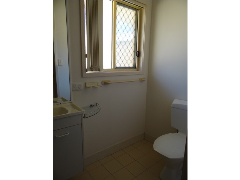 8 Craigerne Close, Brassall QLD 4305