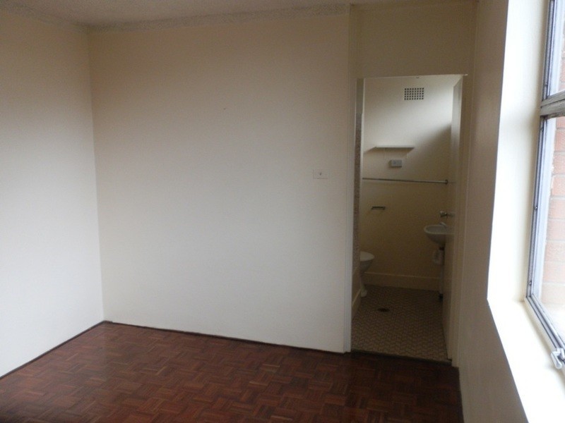 8/15 Macquarie Terrace, Balmain NSW 2041