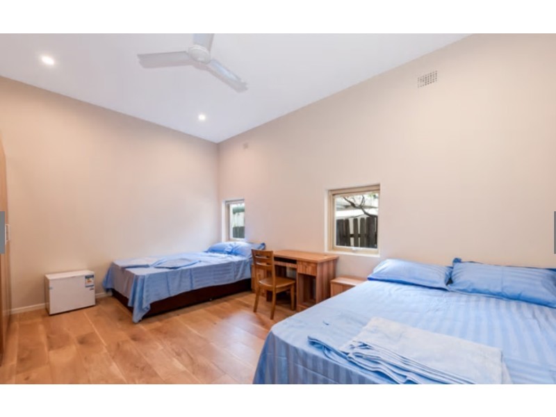 2/12 Barney Street, Drummoyne NSW 2047