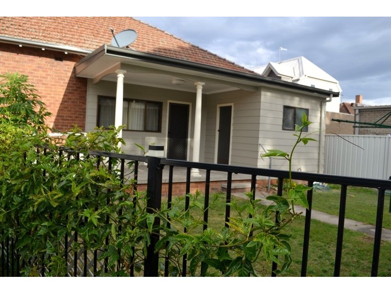 1B May Street, Mayfield NSW 2304