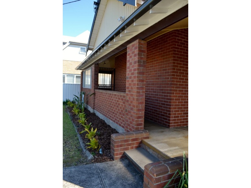 1B May Street, Mayfield NSW 2304