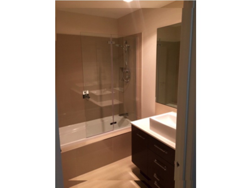 105/70 Ferntree Gully Road, Oakleigh East VIC 3166