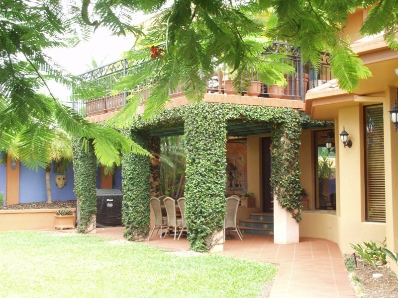 15  Carnoustie Place, Carindale QLD 4152