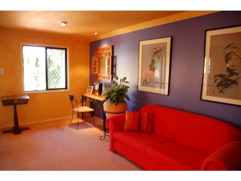 15  Carnoustie Place, Carindale QLD 4152