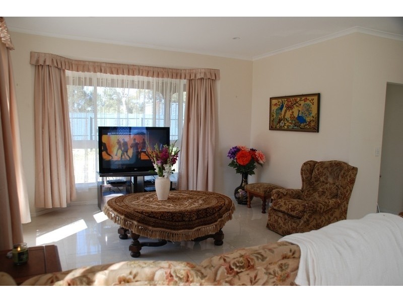 725 -727 Old Gympie Road, Narangba QLD 4504