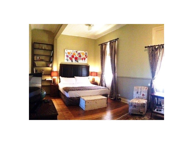 8 Locke Street, Warwick QLD 4370