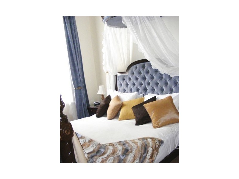 8 Locke Street, Warwick QLD 4370