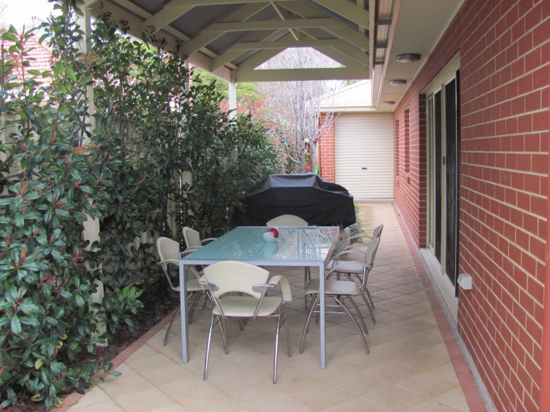 10 Chamberlain Avenue, Clarence Gardens SA 5039