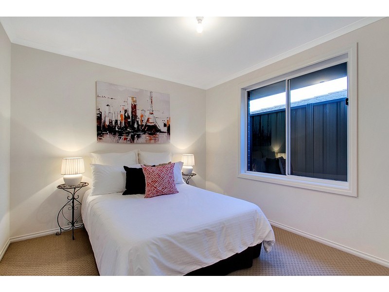 19 Selway Terrace, O’sullivan Beach SA 5166