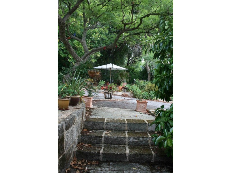 9 Alpine Road, Kalamunda WA 6076