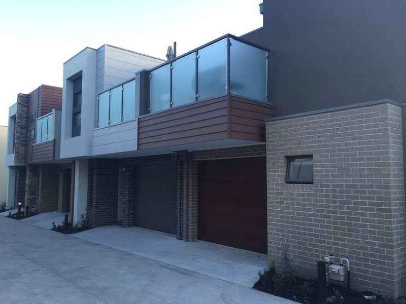 2/151 Neerim Road, Glen Huntly VIC 3163