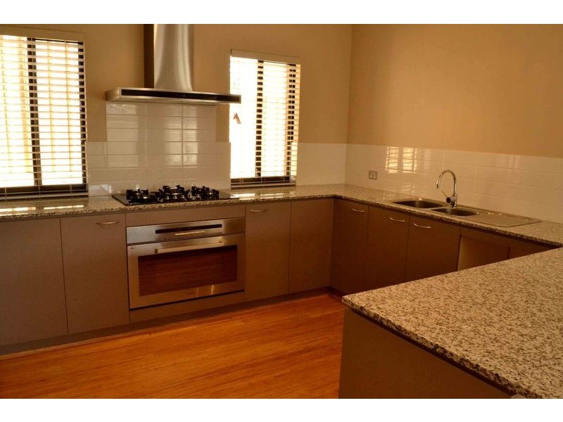 17 Obell Road, Hillarys WA 6025