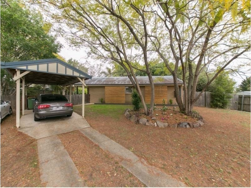 6 Hind Court, Bundamba QLD 4304