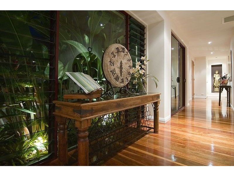 2164 Beaufort Way, Hope Island QLD 4212
