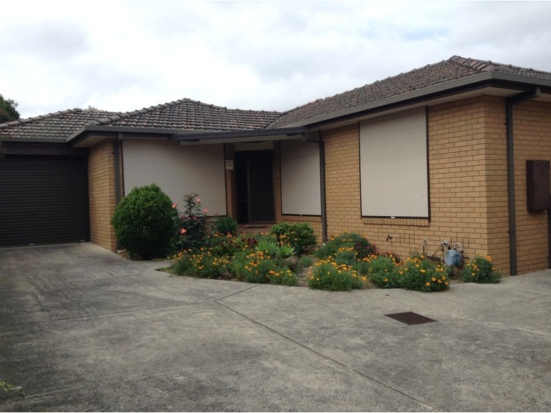 2/110 Roslyn Street, Burwood VIC 3125