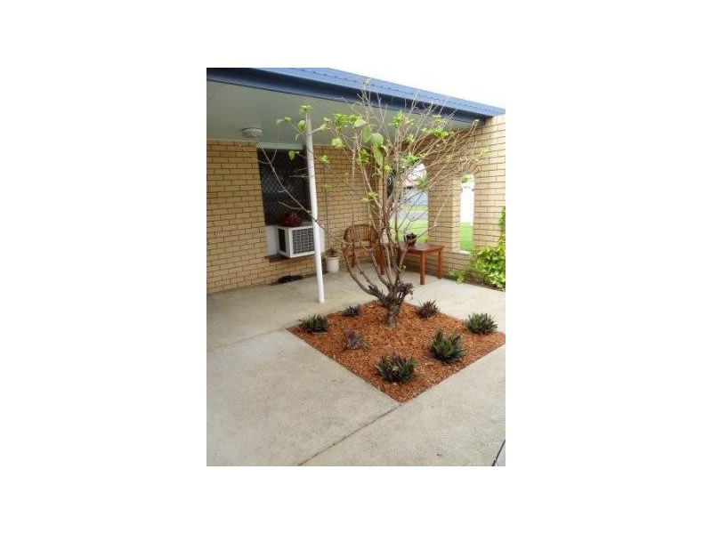 12 Bronte Street, West Mackay QLD 4740
