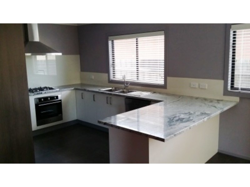 21 Carmen Street, Newport VIC 3015