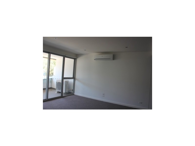10/15 Eucalyptus Drive, Maidstone VIC 3012