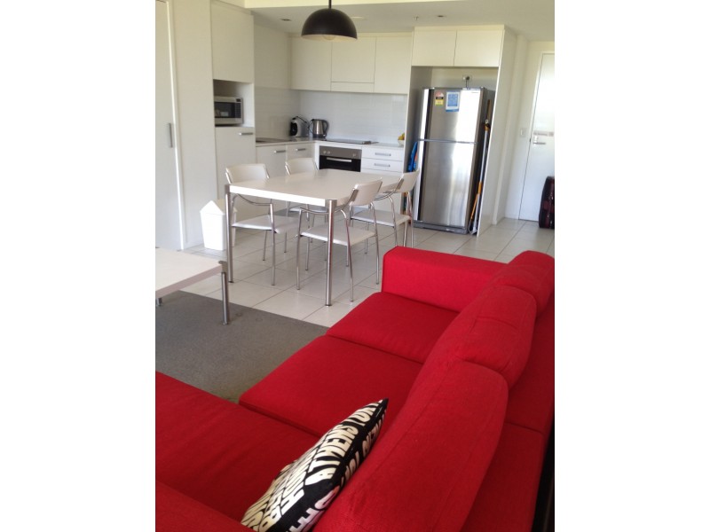 22/25 Surf Parade, Broadbeach QLD 4218