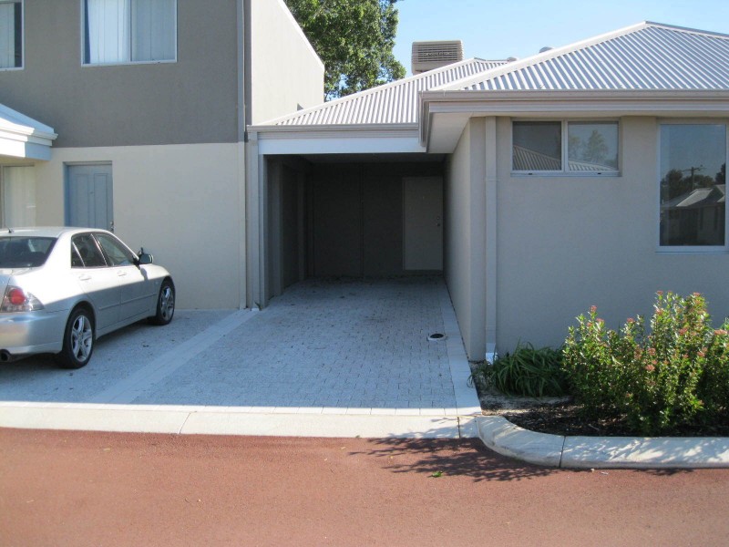 33/158 George Street, Queens Park WA 6107