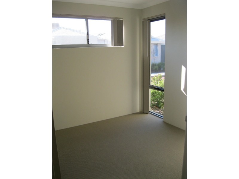 33/158 George Street, Queens Park WA 6107