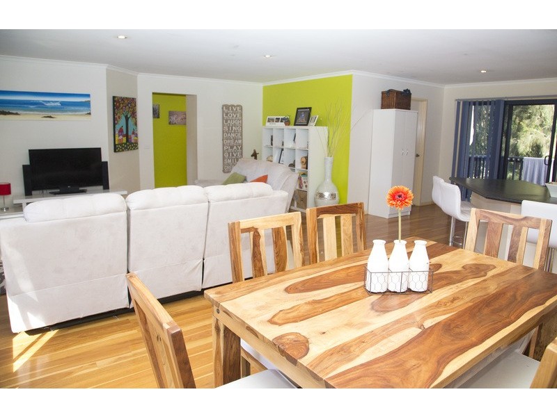 39 Palana Street, Surfside NSW 2536