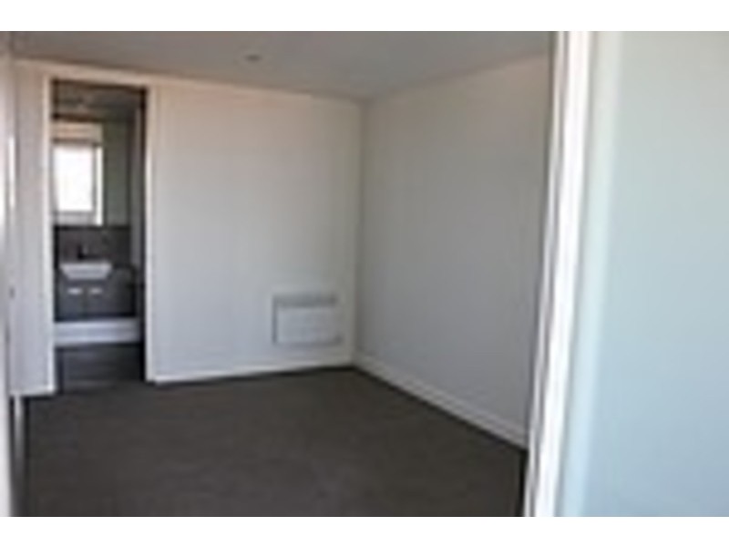 4/17 Eucalyptus Drive, Maidstone VIC 3012