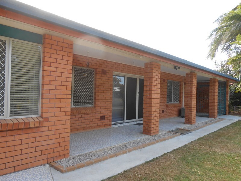 29 Seaward Crescent, Pallarenda QLD 4810