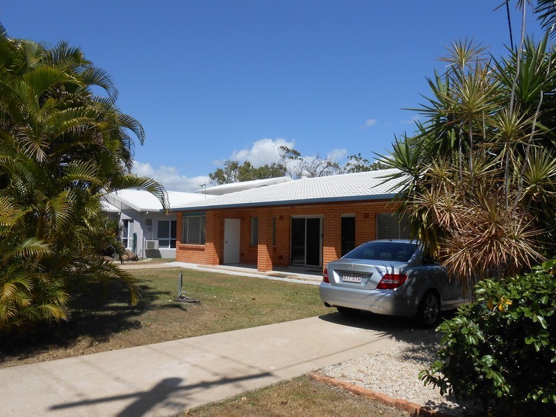 29 Seaward Crescent, Pallarenda QLD 4810