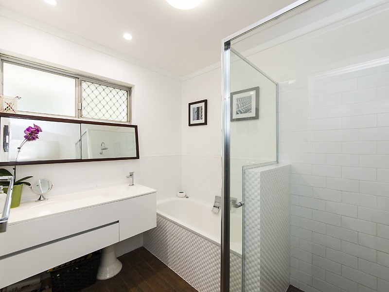 5 Minerva Way, Carine WA 6020