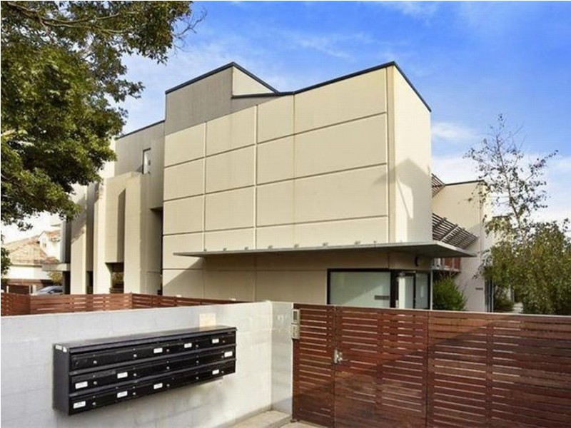 2/65 Westbury Street, St Kilda East VIC 3183