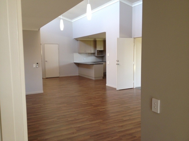 2/23 Langford Court, Moranbah QLD 4744