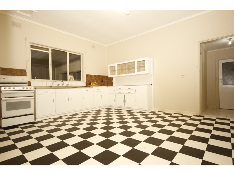 60 Edward Street, Ottoway SA 5013