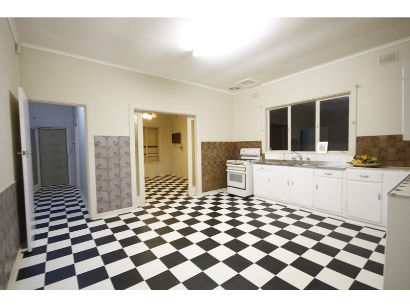 60 Edward Street, Ottoway SA 5013