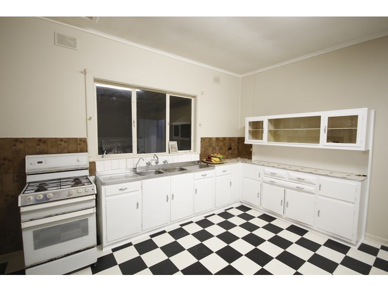 60 Edward Street, Ottoway SA 5013